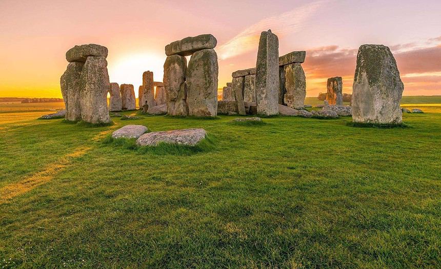 Bath to Stonehenge