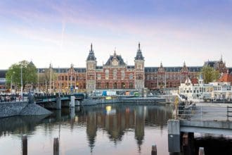 amsterdam centraal station