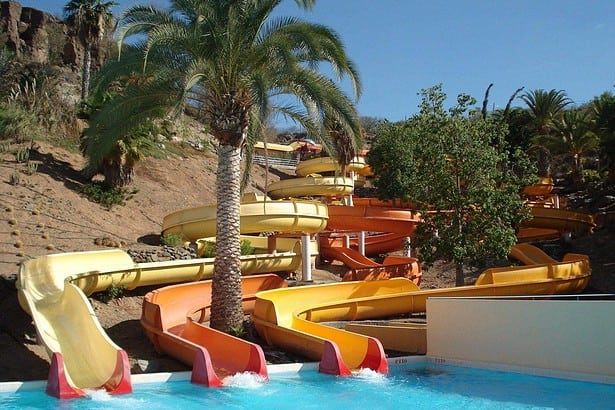 waterparks in the uk