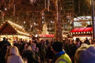christmas market in worcester