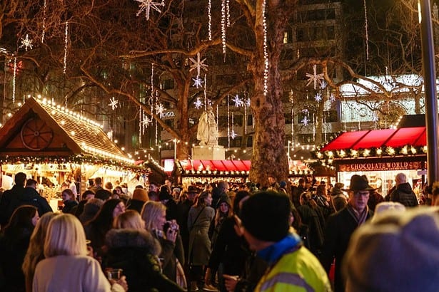 christmas market in worcester