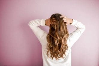 how to style wavy hair