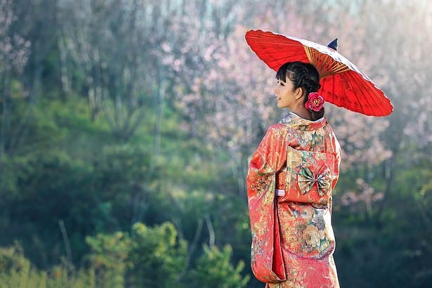 how to style a kimono