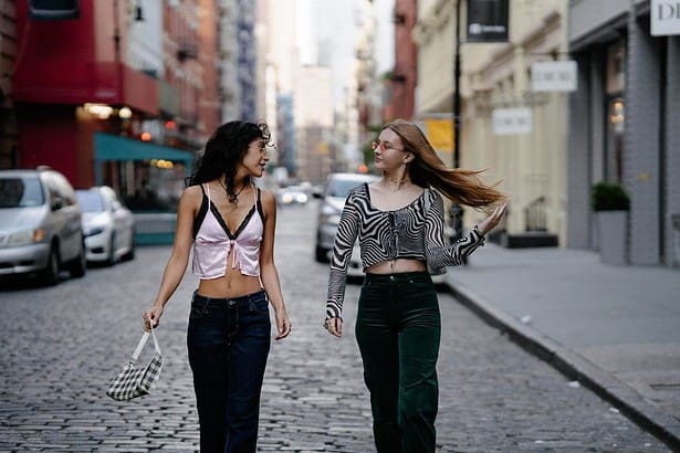 how to style flare jeans
