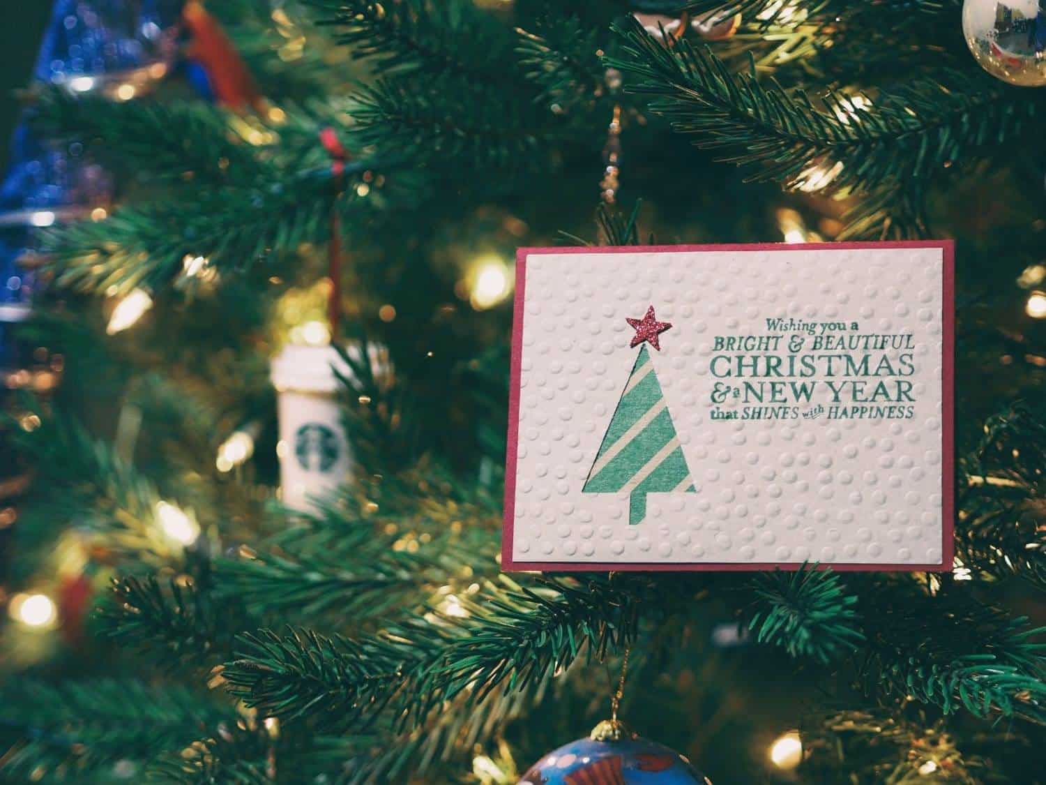 Can you recycle christmas cards