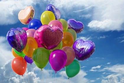 how to make a balloon flower