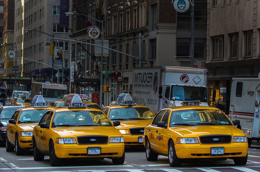 do taxis take cards