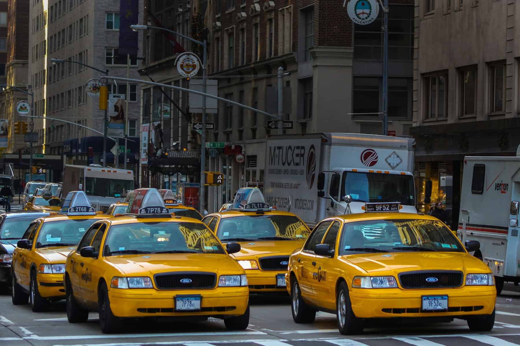 do taxis take cards