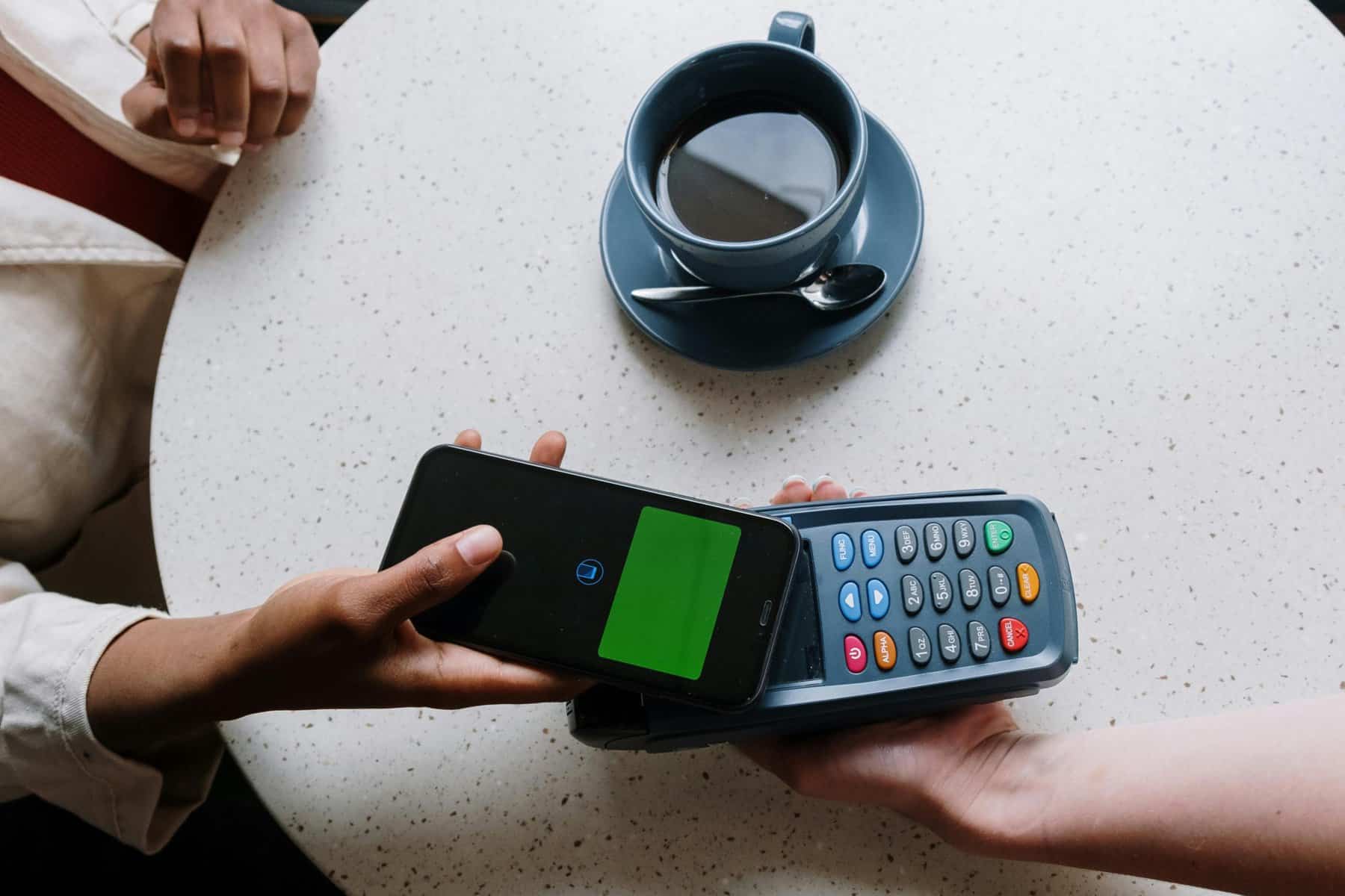 how to remove a card from apple pay